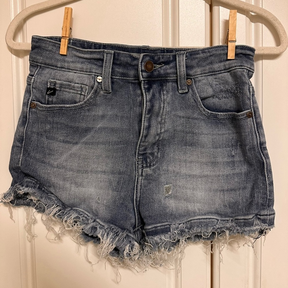 Kancan distressed fray hem denim shorts size M